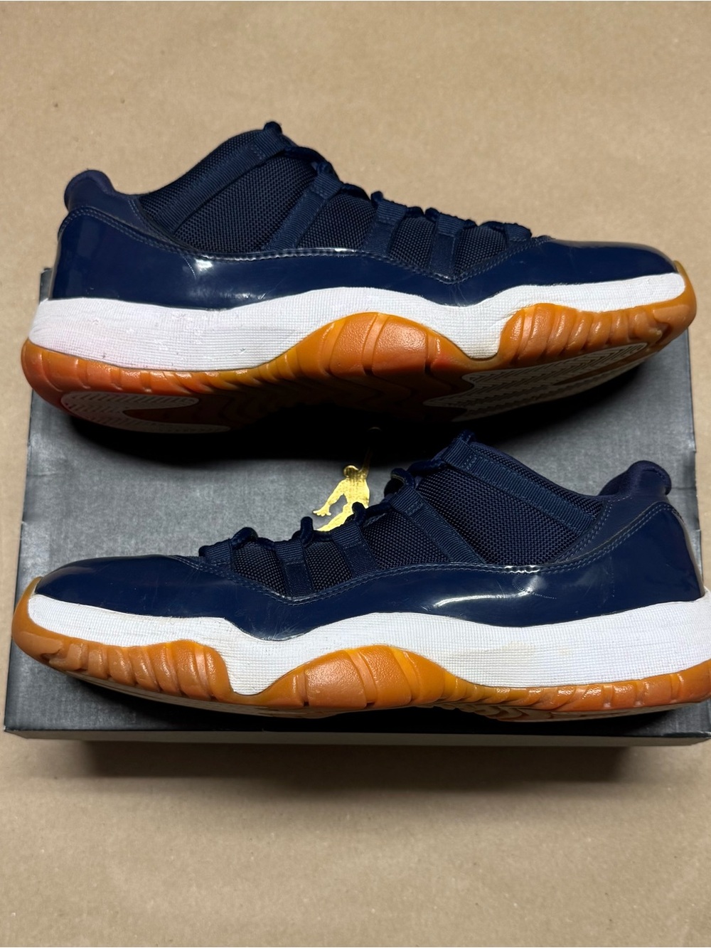 Nike Air Jordan 11 XI Retro Low Navy Gum Mens size 11.5 Basketball Shoes Rare!